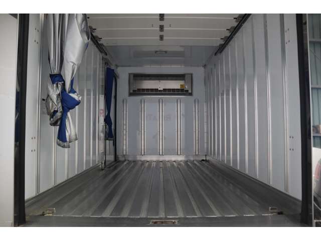 Mitsubishi Fuso Canter 10