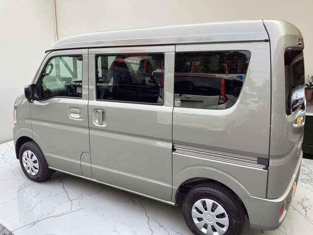 Suzuki Every 8