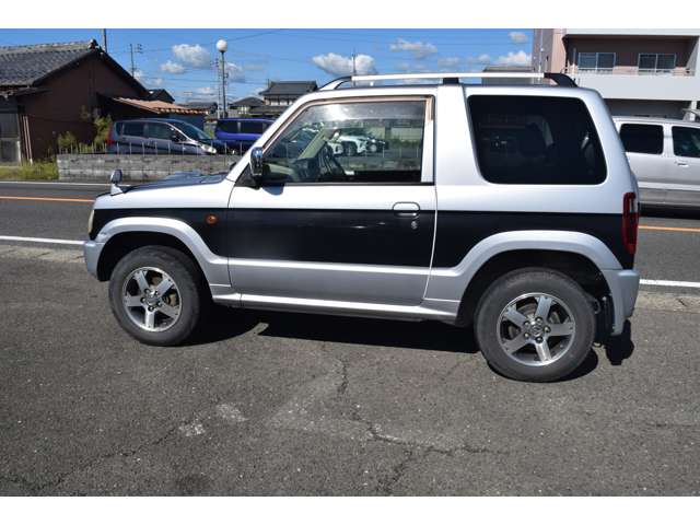 Mitsubishi Pajero Mini 7