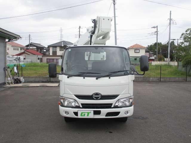 Hino Dutro 7