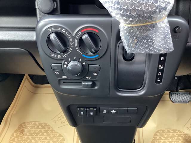 Suzuki Every 12
