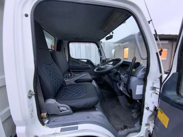 Mitsubishi Fuso Canter 12