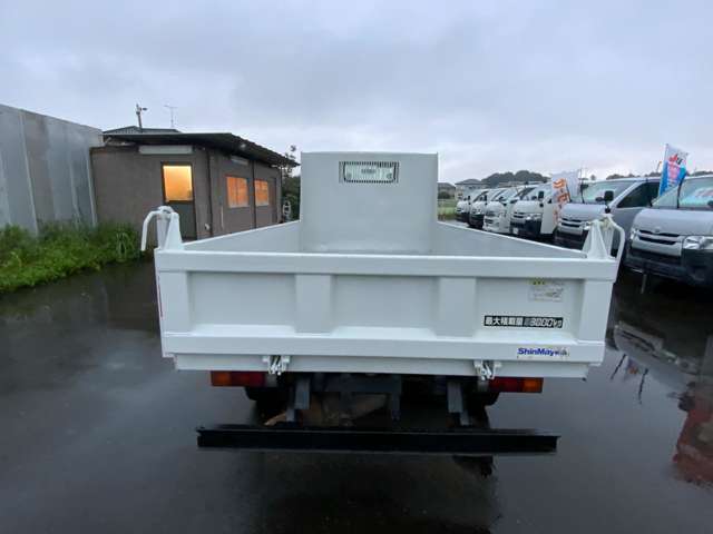 Mitsubishi Fuso Canter 5