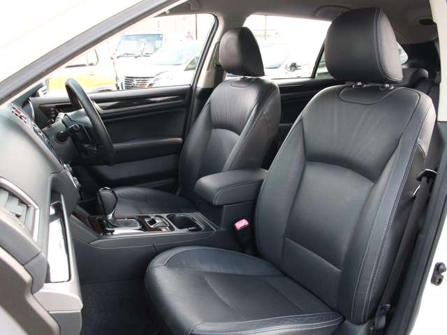 Subaru Legacy Outback 6