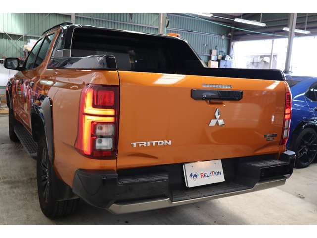 Mitsubishi Triton 2