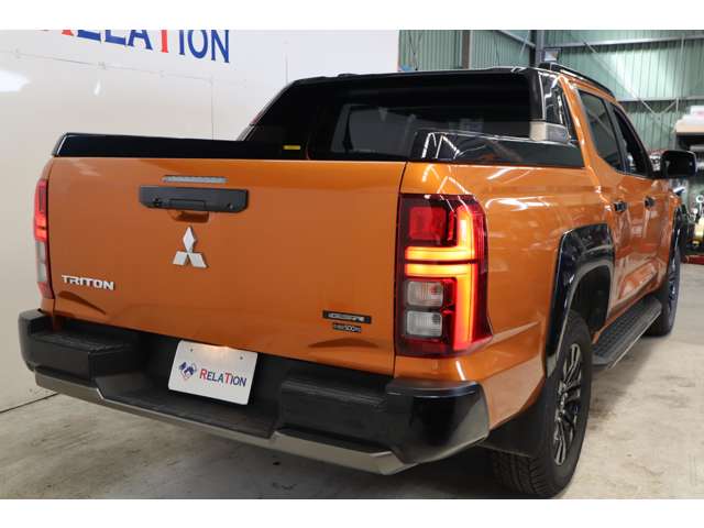 Mitsubishi Triton 9