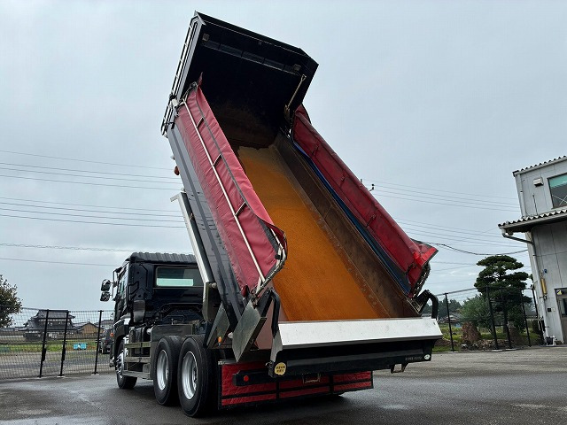 UD Trucks Quon 6