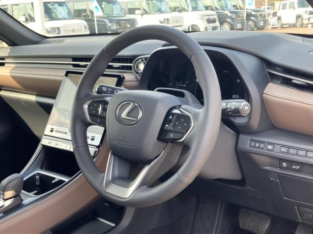 Lexus LBX 3