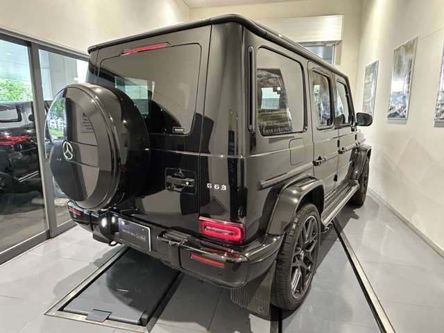 Mercedes-Benz G-Class 3
