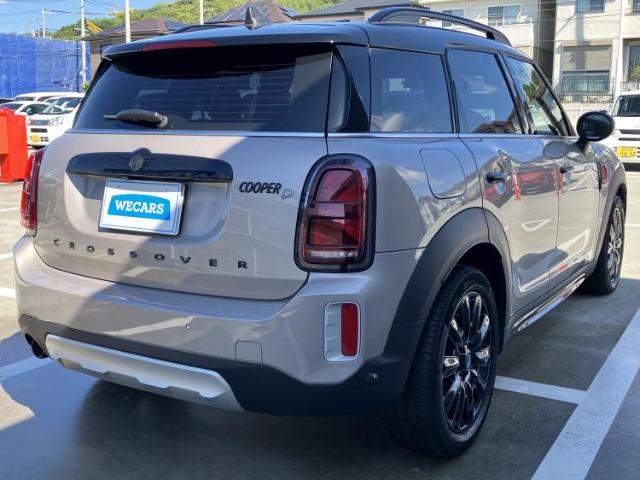 MINI Crossover 5