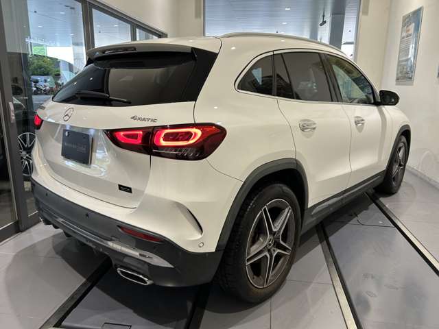 Mercedes-Benz GLA-Class 3