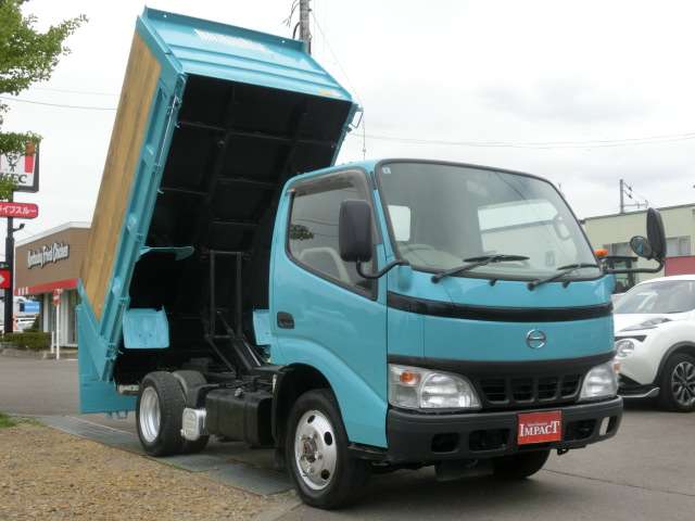 Hino Dutro 11