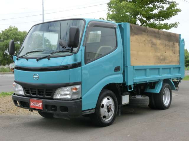Hino Dutro 2