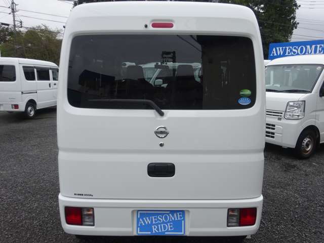 Nissan NV100 Clipper 10