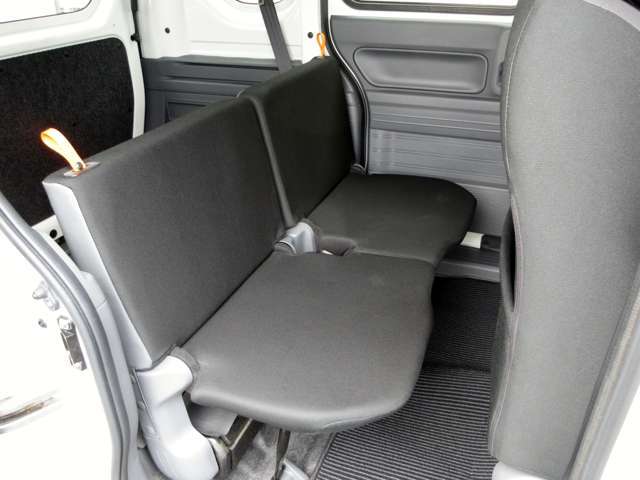 Honda N-VAN 11