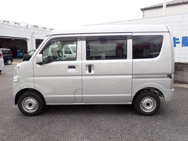 Suzuki Every 12