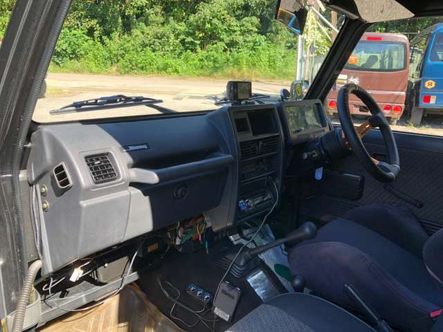 Suzuki Jimny 11