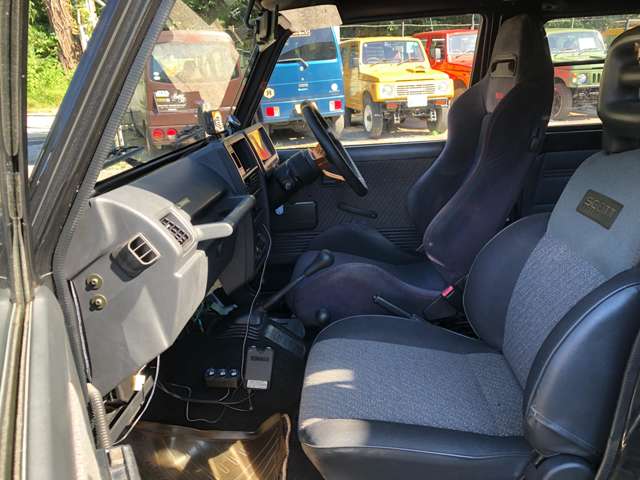 Suzuki Jimny 12