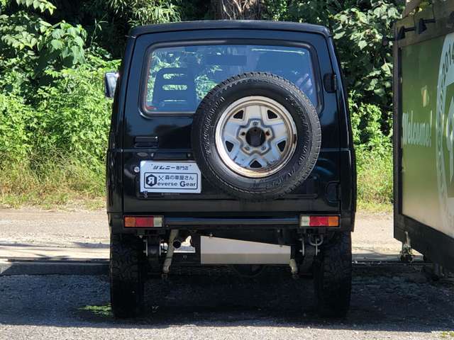Suzuki Jimny 6