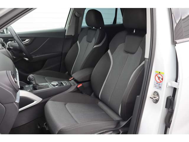 Audi Q2 7