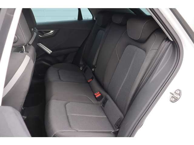 Audi Q2 9