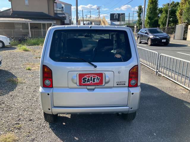 Daihatsu ネイキッド 6