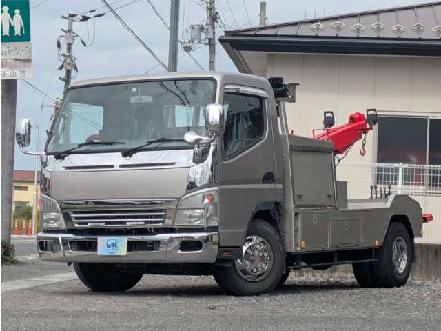 Mitsubishi Fuso Canter 2