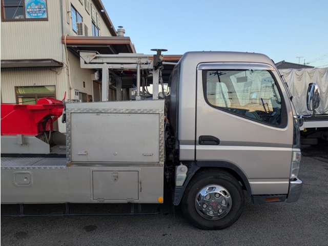 Mitsubishi Fuso Canter 8
