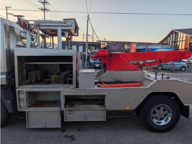 Mitsubishi Fuso Canter 10
