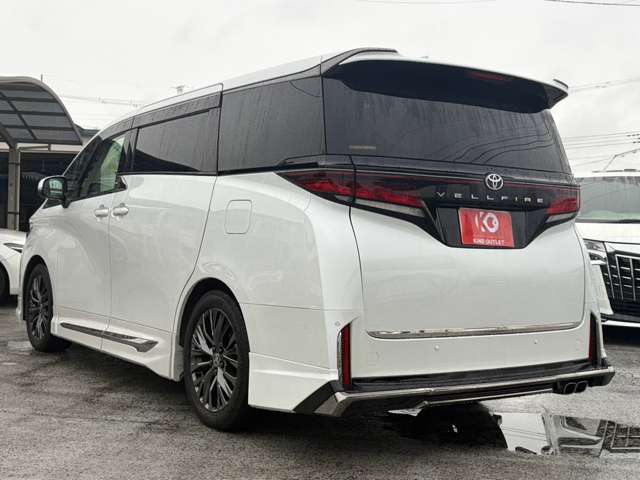 Toyota Vellfire 10