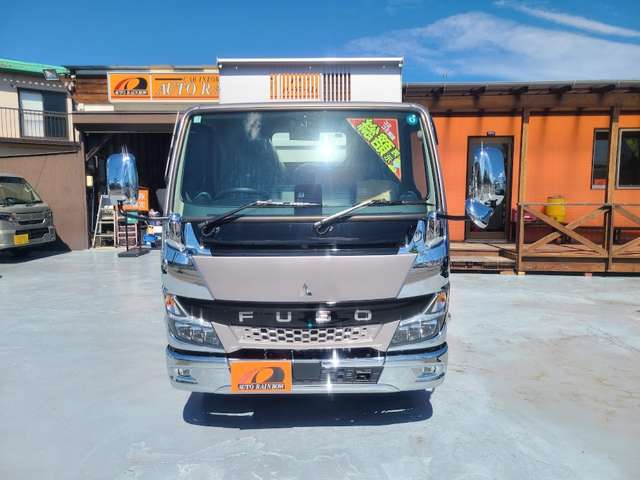 Mitsubishi Fuso Canter 2
