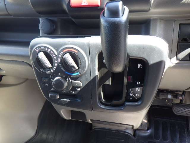 Suzuki Every 11