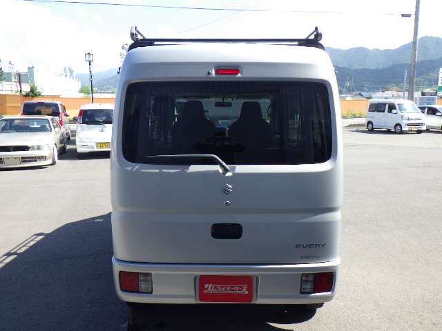 Suzuki Every 3