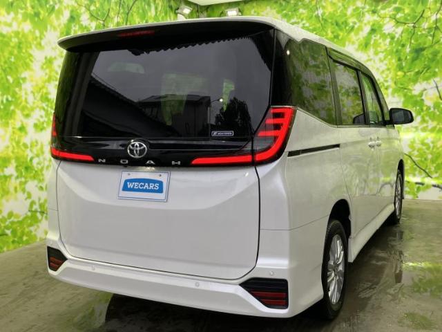 Toyota Noah 6