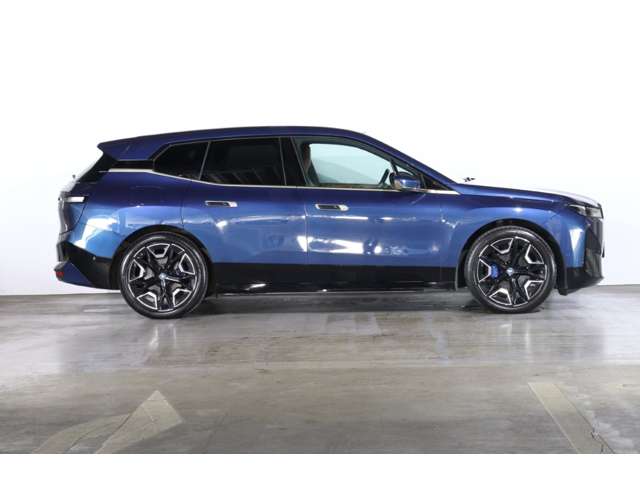 BMW iX 3