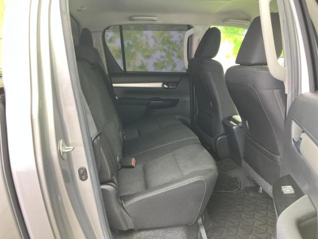 Toyota Hilux 8