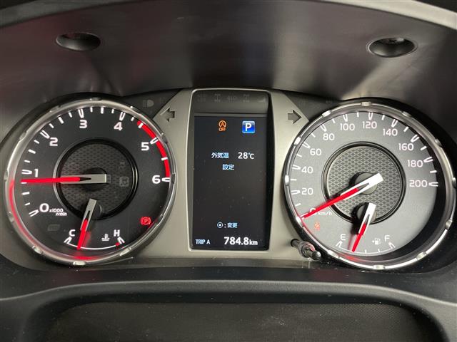 Toyota Hilux 7