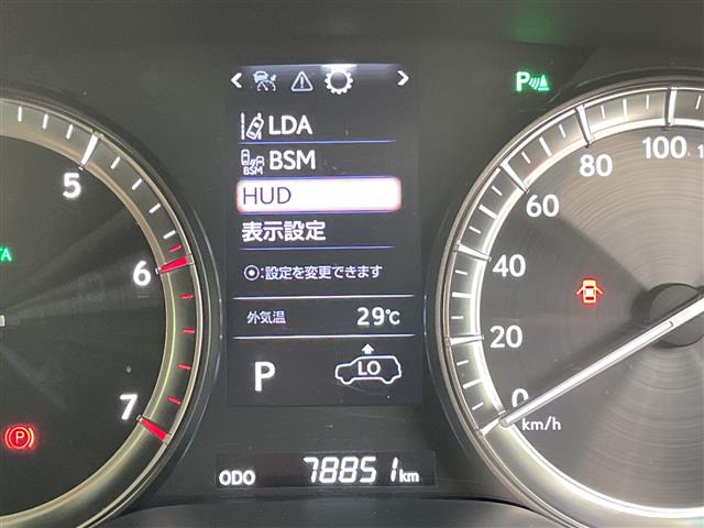 Lexus LX 6