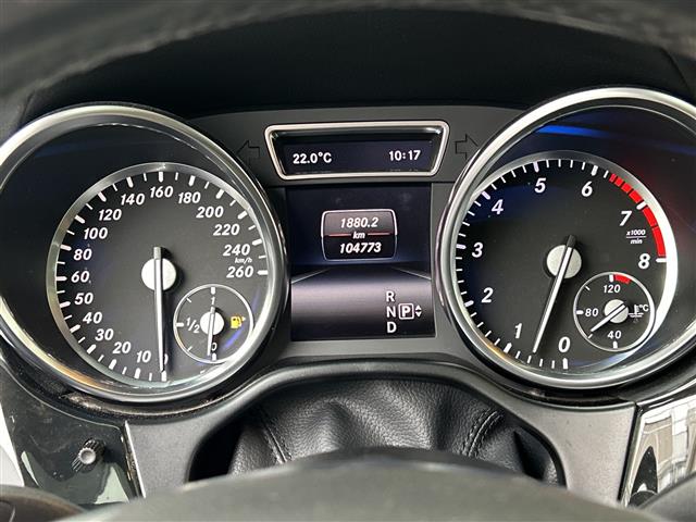 Mercedes-Benz GL-Class 8