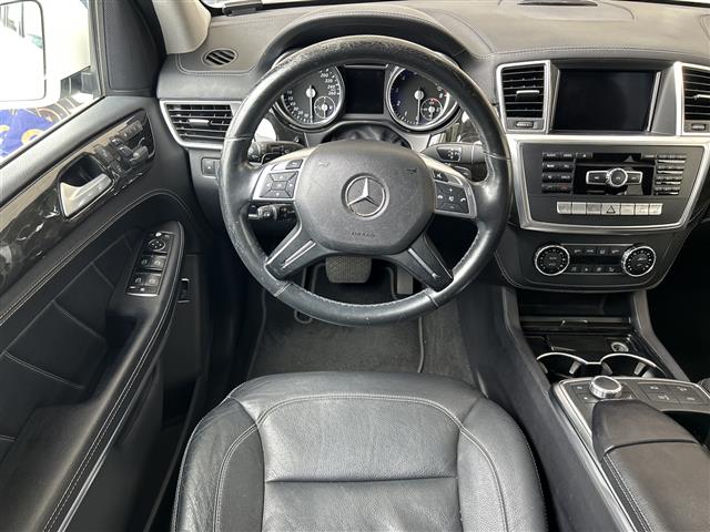 Mercedes-Benz GL-Class 9