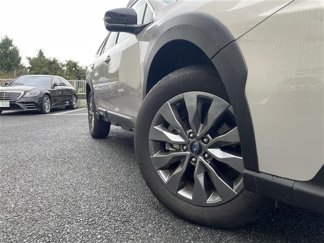 Subaru Legacy Outback 12