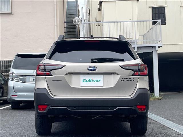 Subaru Legacy Outback 8