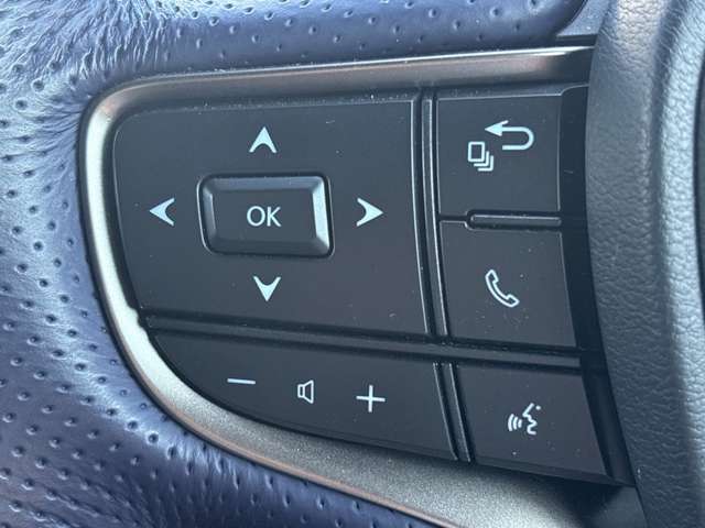 Lexus UX 13