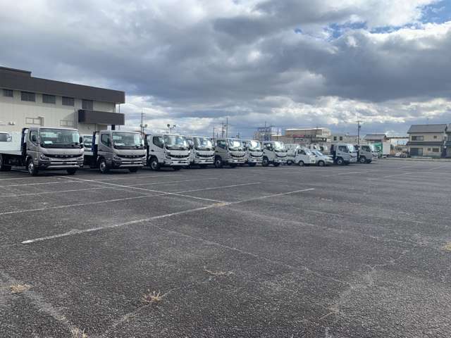 Mitsubishi Fuso Canter 7