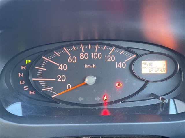 Daihatsu Mira 4