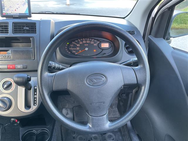 Daihatsu Mira 6