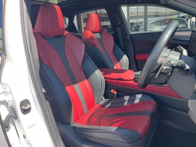 Lexus NX 10
