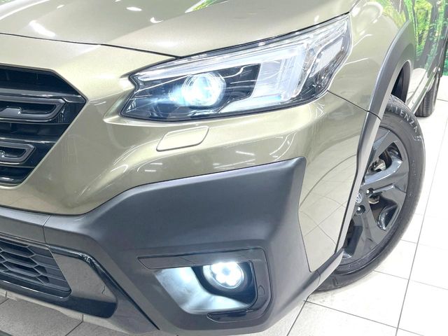 Subaru Legacy Outback 12