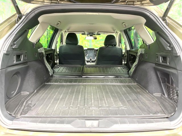 Subaru Legacy Outback 10