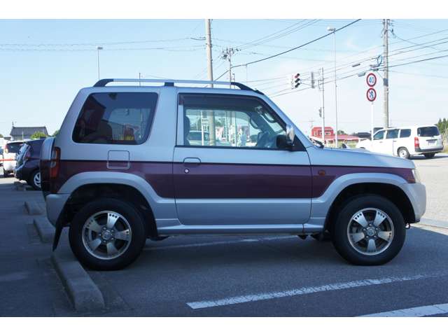 Mitsubishi Pajero Mini 10